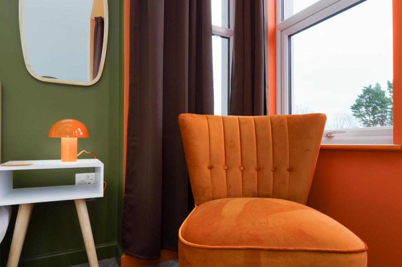 Apartment Two - Private Car Park, Comfortable And Well Equipped - By Ocean City Retreats 플리머스 외부 사진
