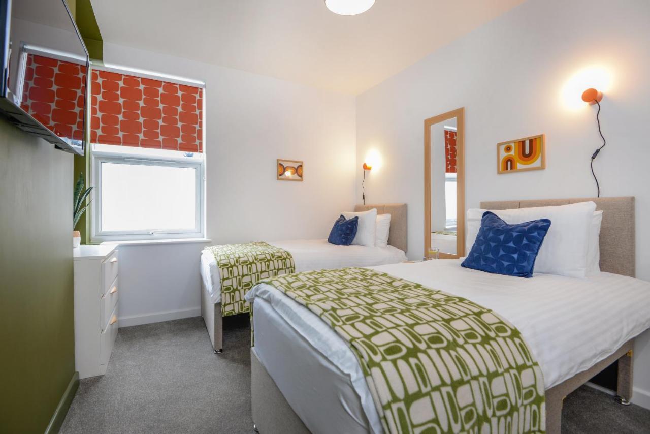 Apartment Two - Private Car Park, Comfortable And Well Equipped - By Ocean City Retreats 플리머스 외부 사진