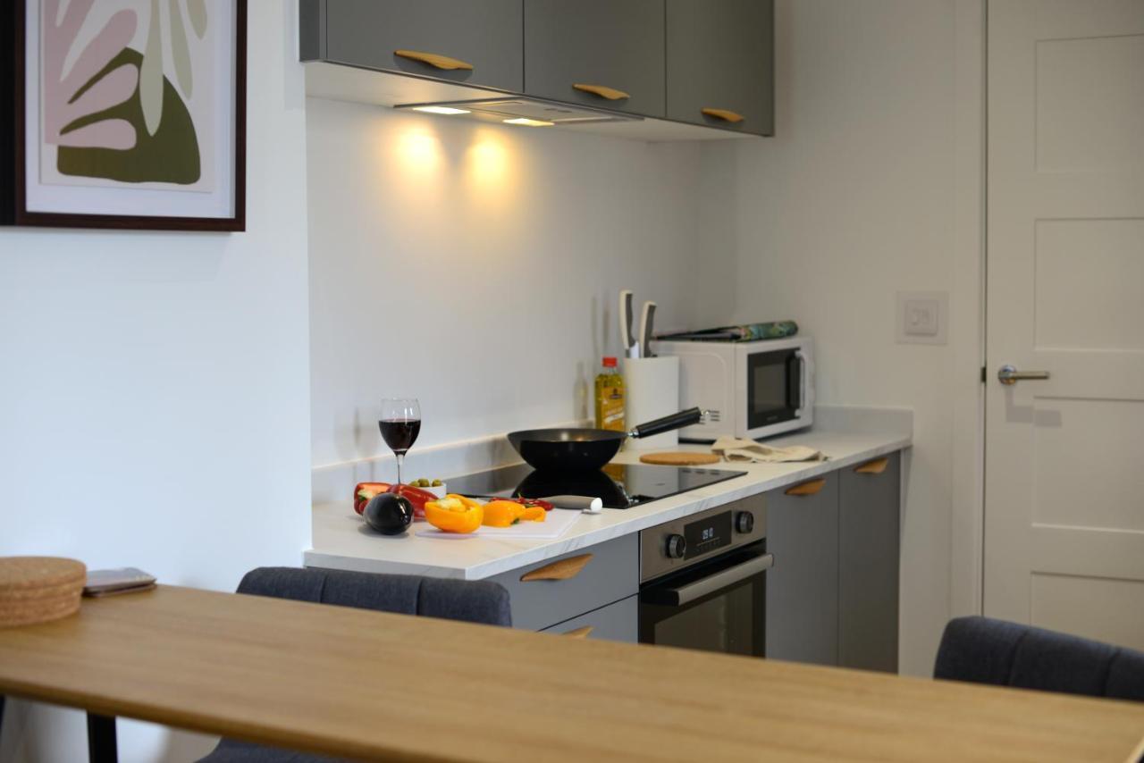 Apartment Two - Private Car Park, Comfortable And Well Equipped - By Ocean City Retreats 플리머스 외부 사진